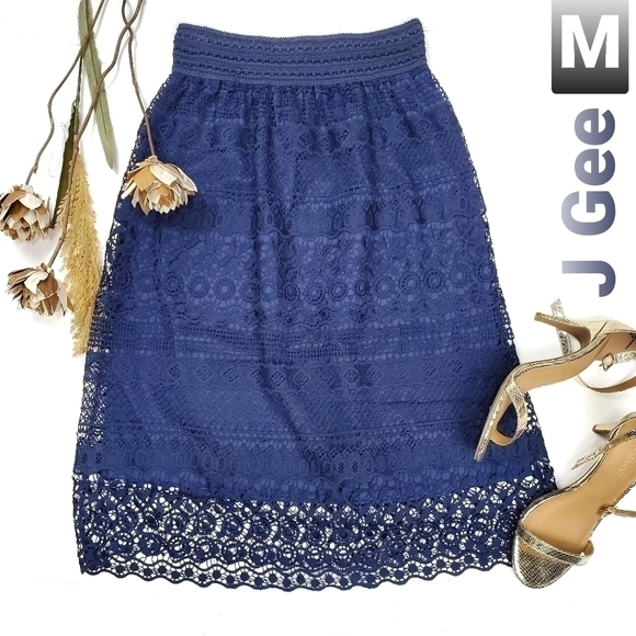 J. Gee Blue Eyelet Embroidered Lace Skirt Sz M - Picture 1 of 11